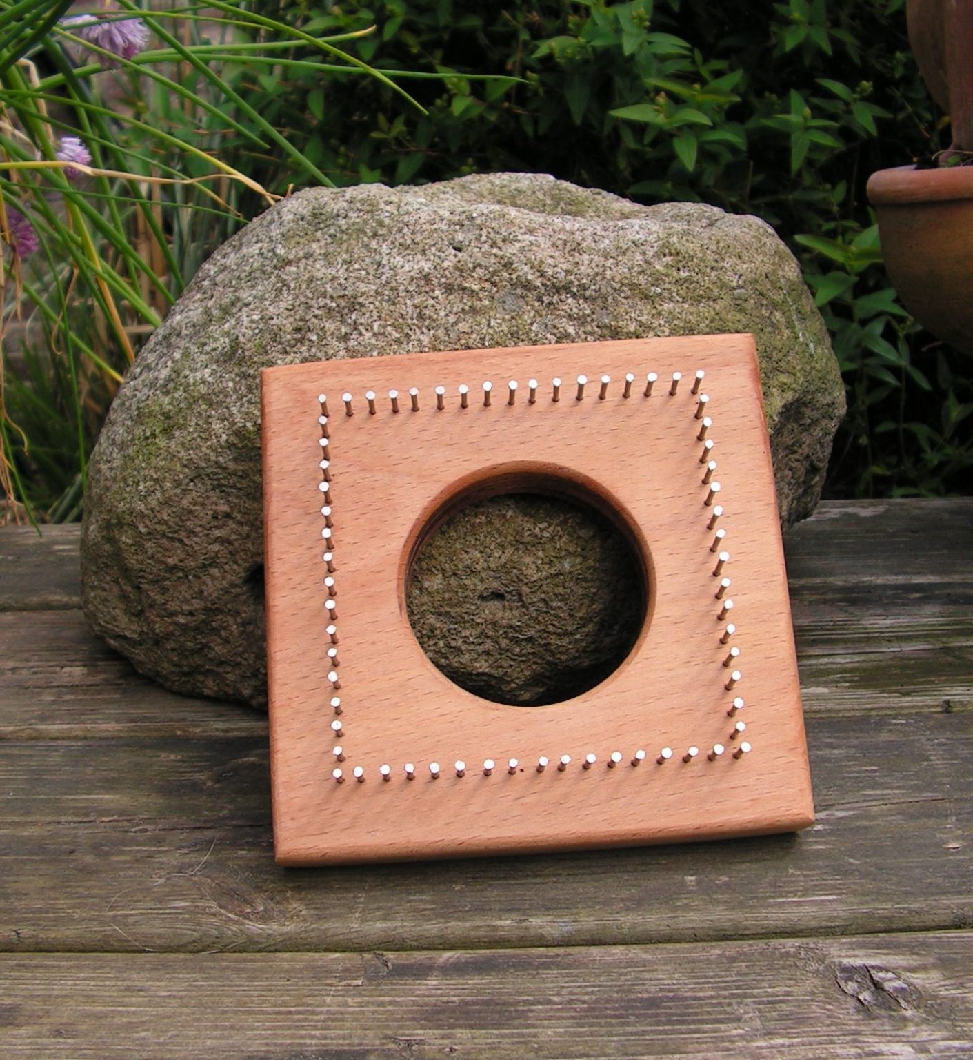 3" fine set pin loom Dales Looms