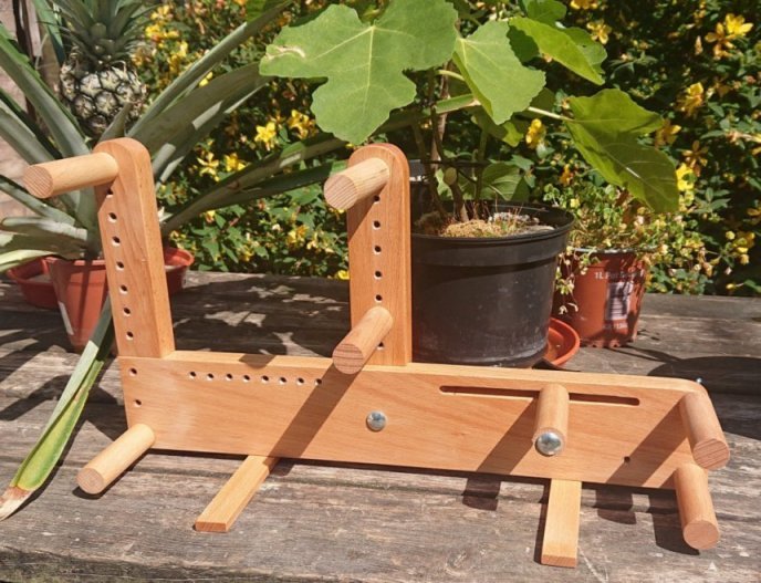 A fine set, 9 Square Pin Loom - Oak Frame - Dales Looms